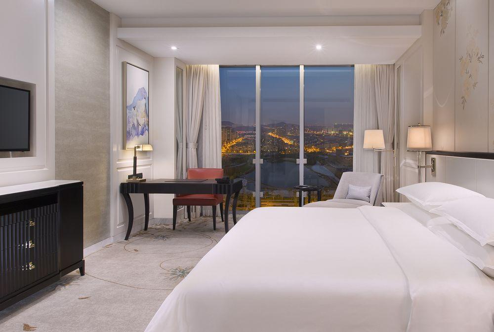 เชอราตัน ชิงเต่า ลีซาง โฮเต็ล Hotel ภายนอก รูปภาพ